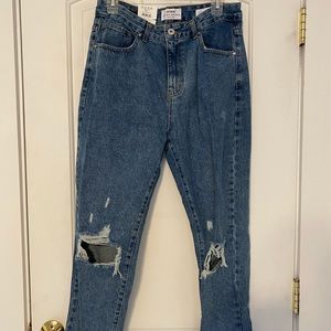 NWT ripped knee Cotton On medium wash jeans